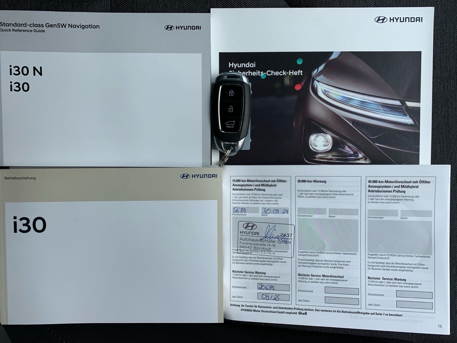Fahrzeugabbildung Hyundai i30 Kombi 1.5 T-GDI Trend Mild-Hybrid Navi Komfo