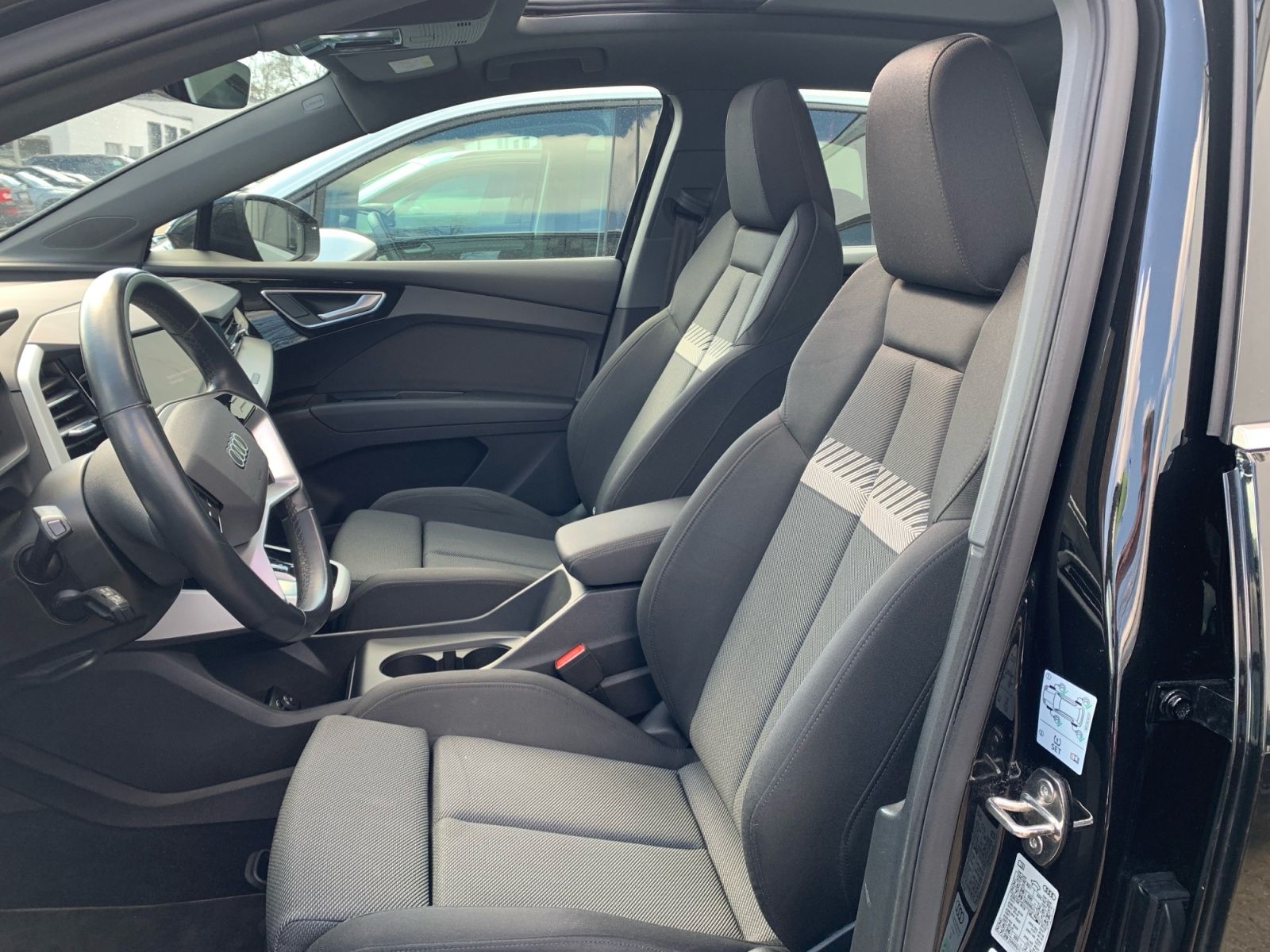 Audi Q4 e-tron - Bild 17