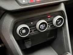 DACIA Sandero III 1.0 TCe 90 Stepway Expression*1.Hand
