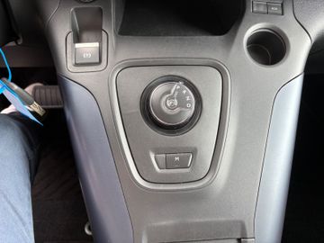 Fahrzeugabbildung Peugeot Rifter Allure L2 Aut. PDC 7 Sitze DAB uvm.