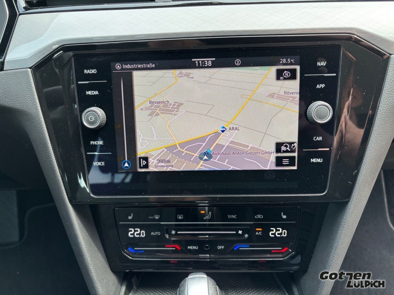 Fahrzeugabbildung Volkswagen Passat Variant Business 2,0TDI Travel Assist LED