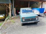 Lada Niva 1.7i 4x4 - - Lada Niva aus 2011