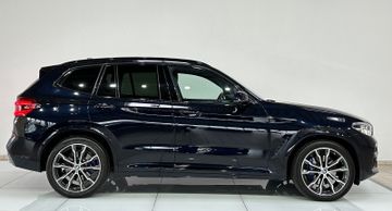 Fahrzeugabbildung BMW X3 xD30d M SPORT Panorama AHK Kamera HUD Alarm