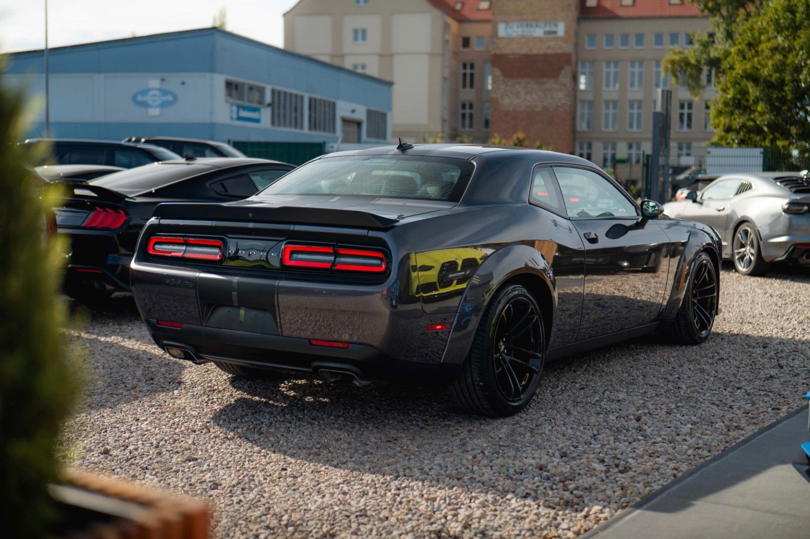 Fahrzeugabbildung Dodge Challenger 5.7 V8 R/T SRT WIDE BODY Super Track