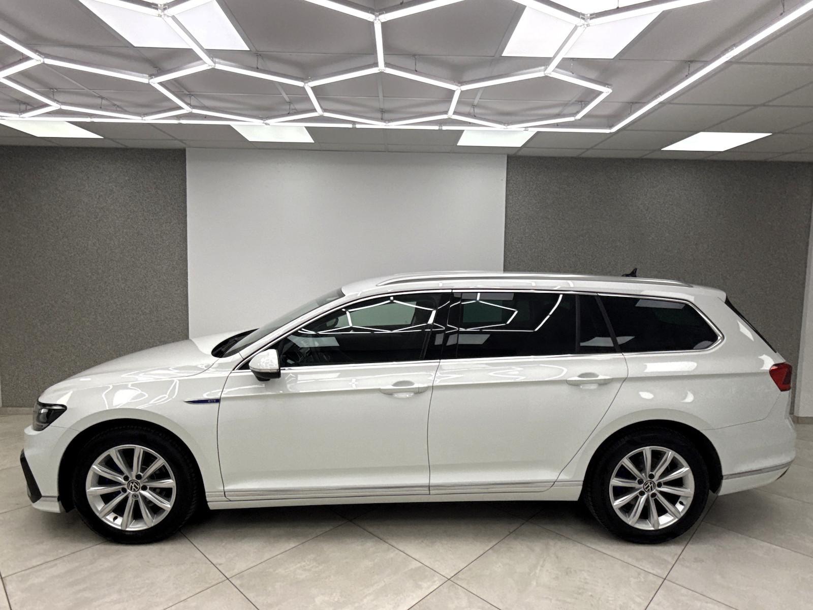 Volkswagen Passat Variant GTE 1.4 TSI eHybrid ACC Navi RCam