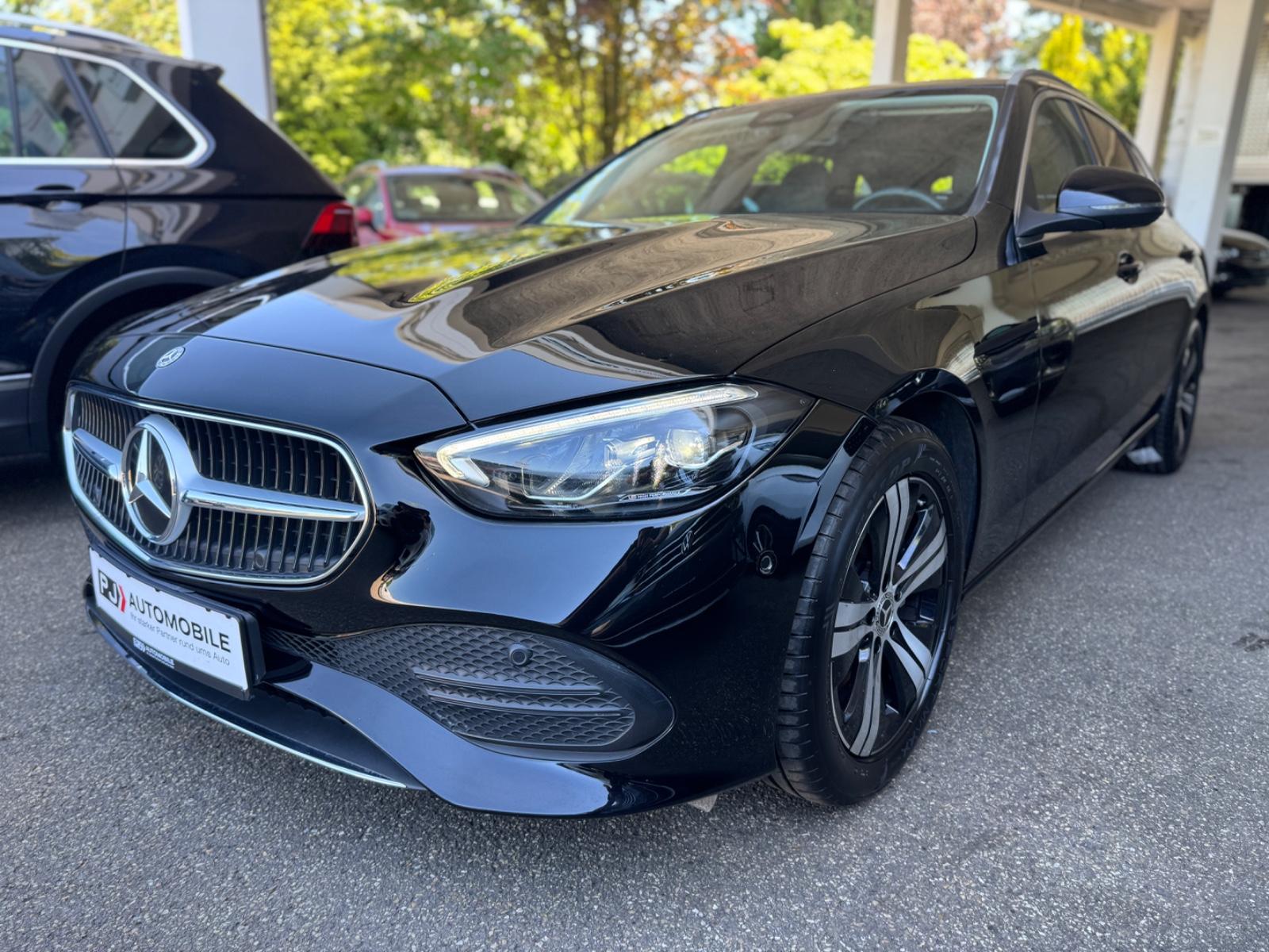 Mercedes-Benz C 220 d T-Modell Avantgarde Navi LED ACC AHK 1.H