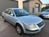 Volkswagen Passat 2.0*Klima*Sitzheizung*Scheckheft*Tüv NEU* - Volkswagen Passat aus 2001