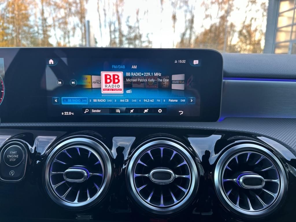 Fahrzeugabbildung Mercedes-Benz A 200 Progressive Night Totwi. Navi LED SHZ KAM