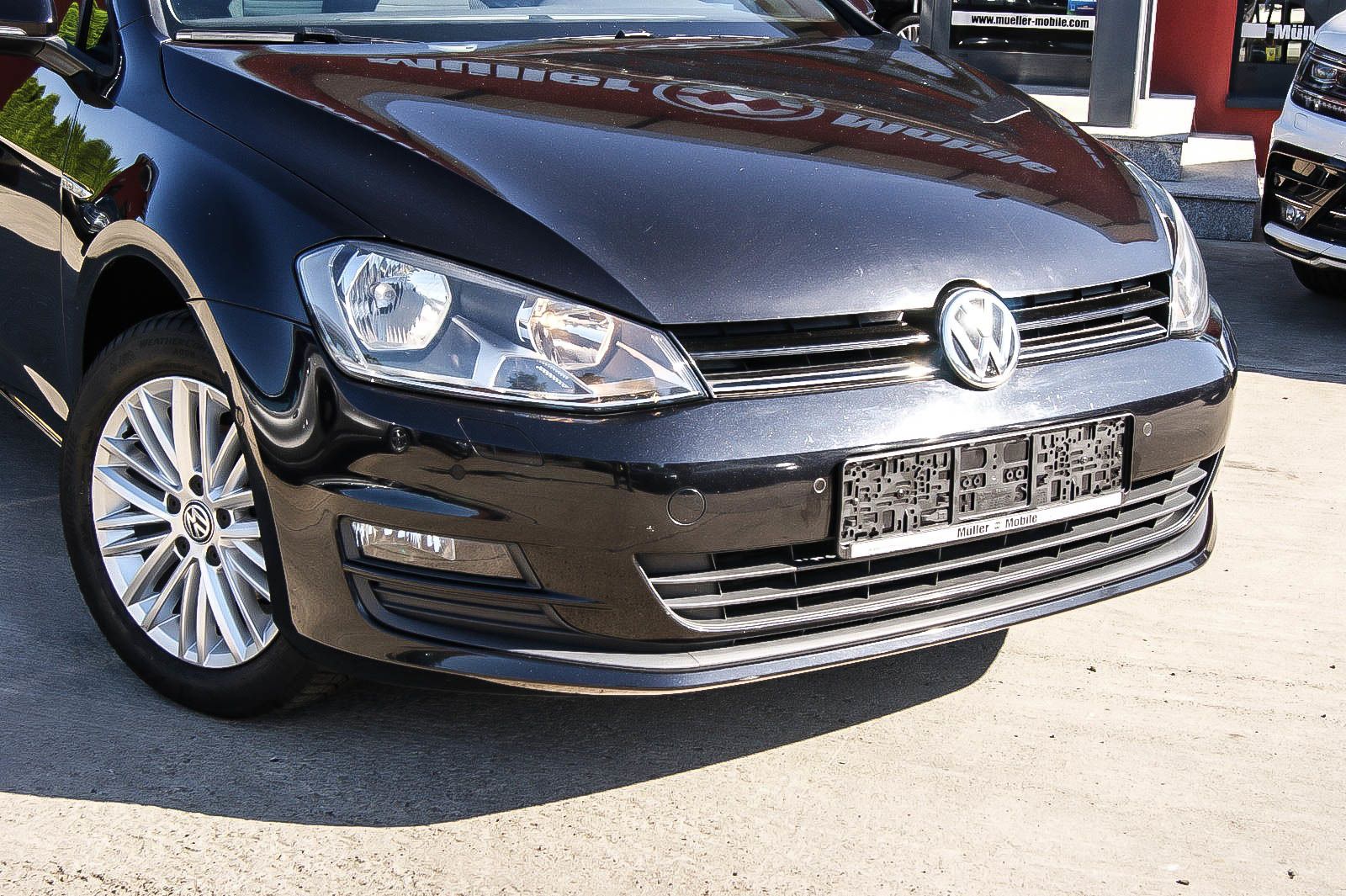 Fahrzeugabbildung Volkswagen Golf 7 Variant 12TSI CUP BMT PARKLENKASSISTENT