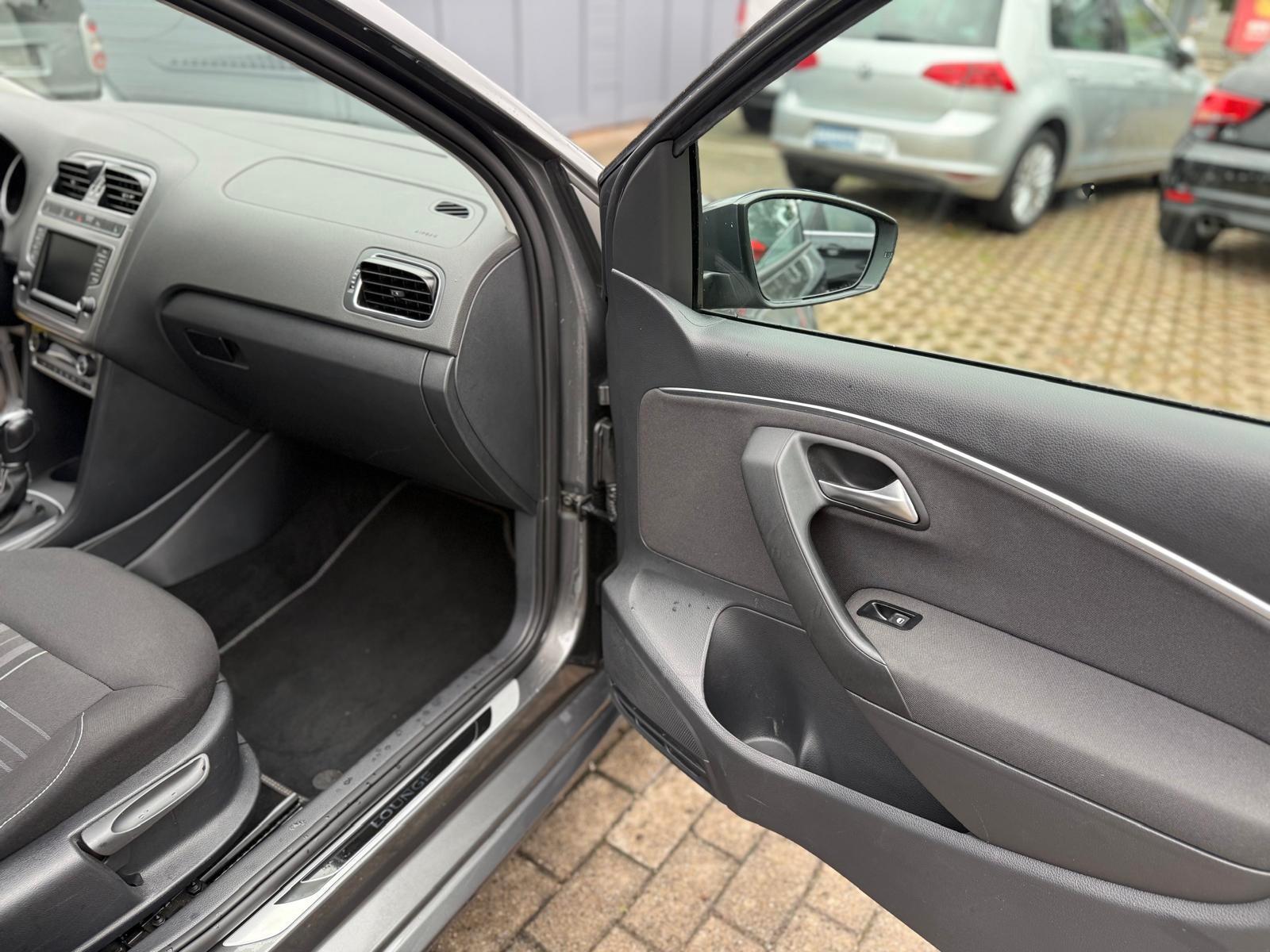 Volkswagen Polo 1,2 Lounge BMT DSG LED Navi SHZ Scheckheft