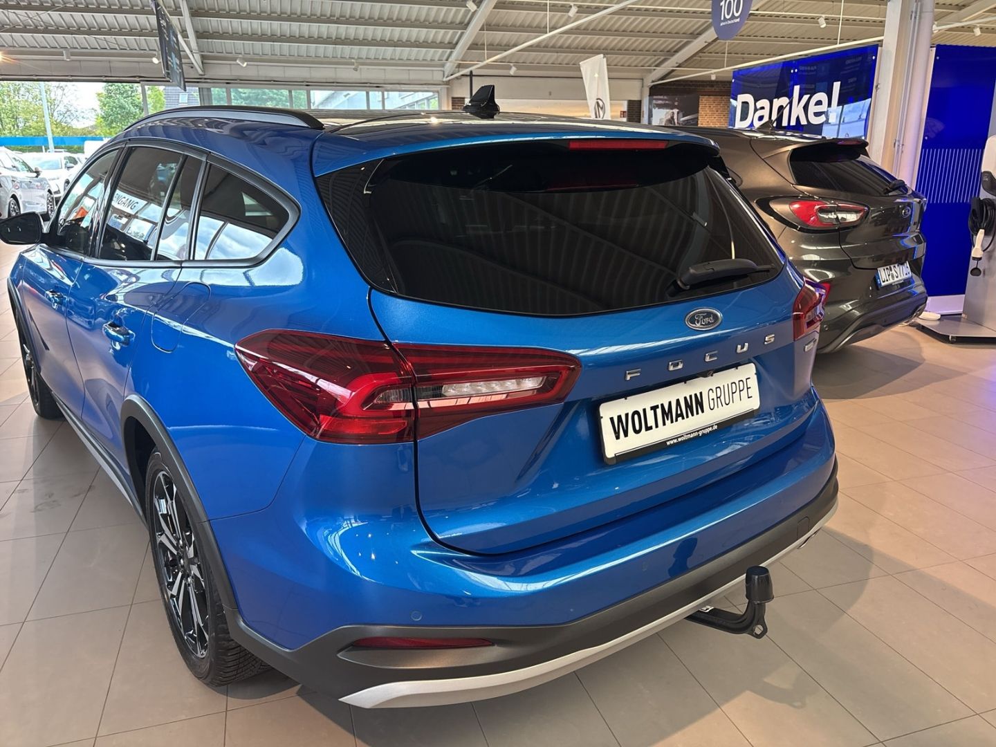 Fahrzeugabbildung Ford Focus Turnier Active Vignale 1.0 EcoBoost Mild-H