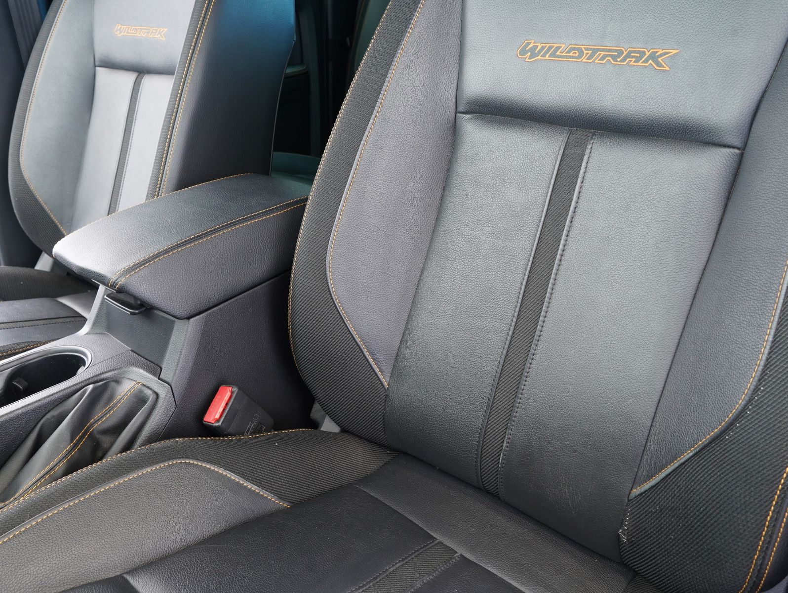 Fahrzeugabbildung Ford Ranger 2.0 TDCi Wildtrak 4x4 Doppelkabine
