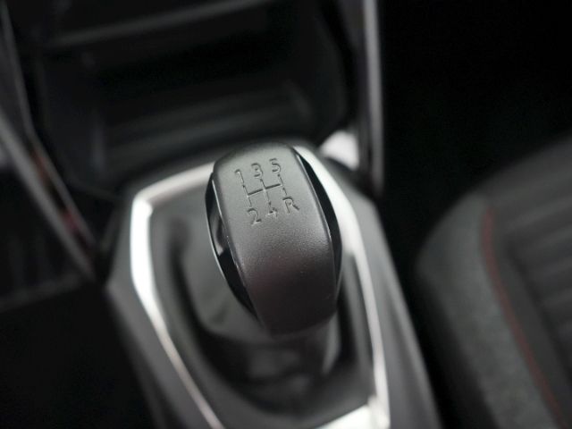 208 ACTIVE PURE TECH+LED+SITZHEIZUNG+DAB+KLIMAAN