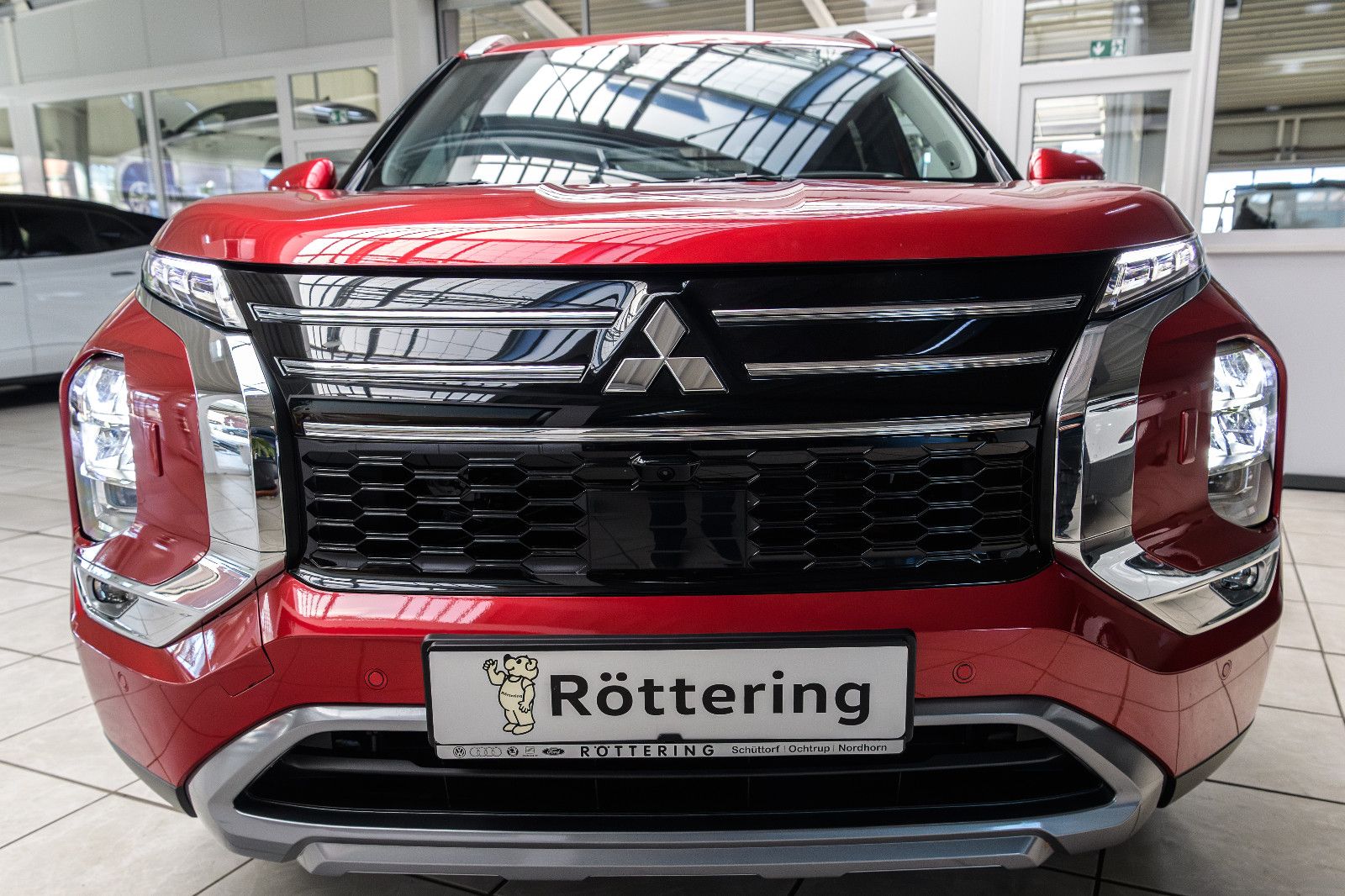 Fahrzeugabbildung Mitsubishi Outlander Intro Edition +4WD+ LED+AHK+Kam+20"