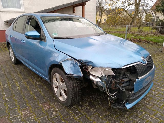 Skoda Octavia 1.2 Tsi Unfall