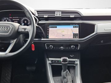 Audi Q3 - 10