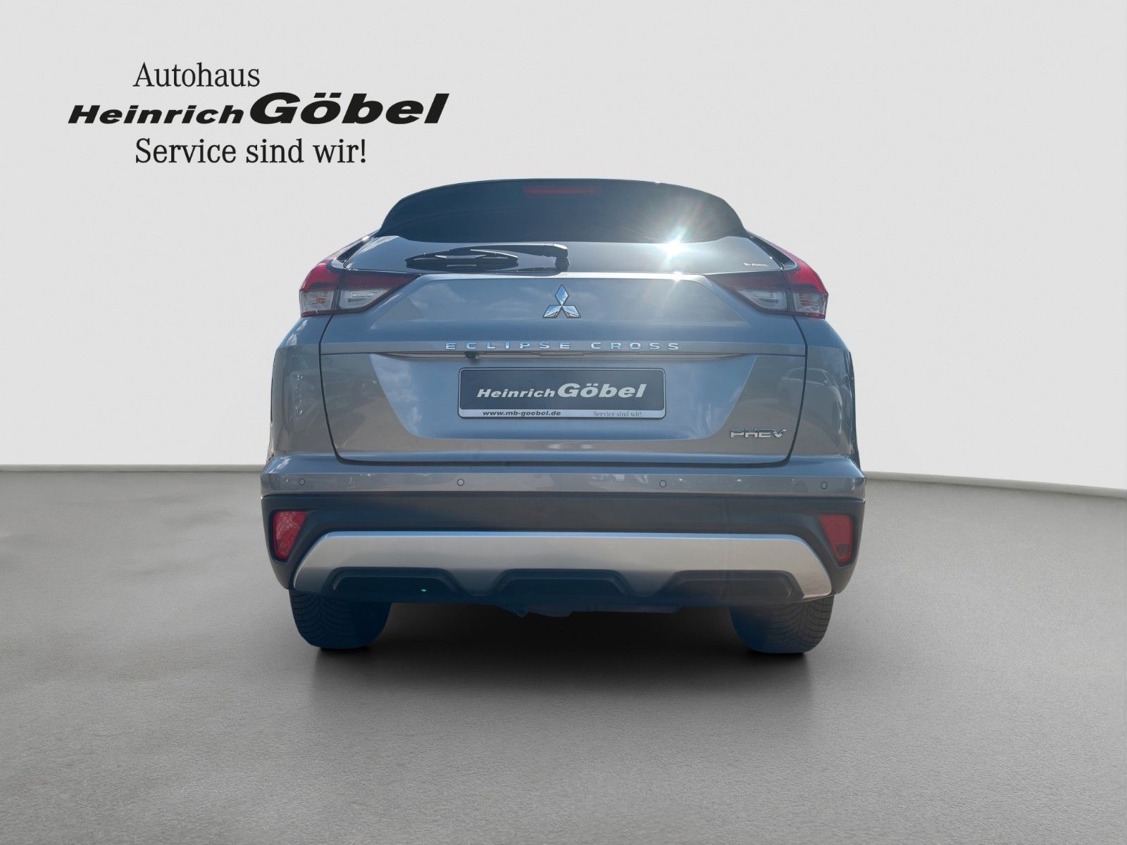 Fahrzeugabbildung Mitsubishi Eclipse Cross 2.4 PHEV 4WD Plus mit Intro-Paket