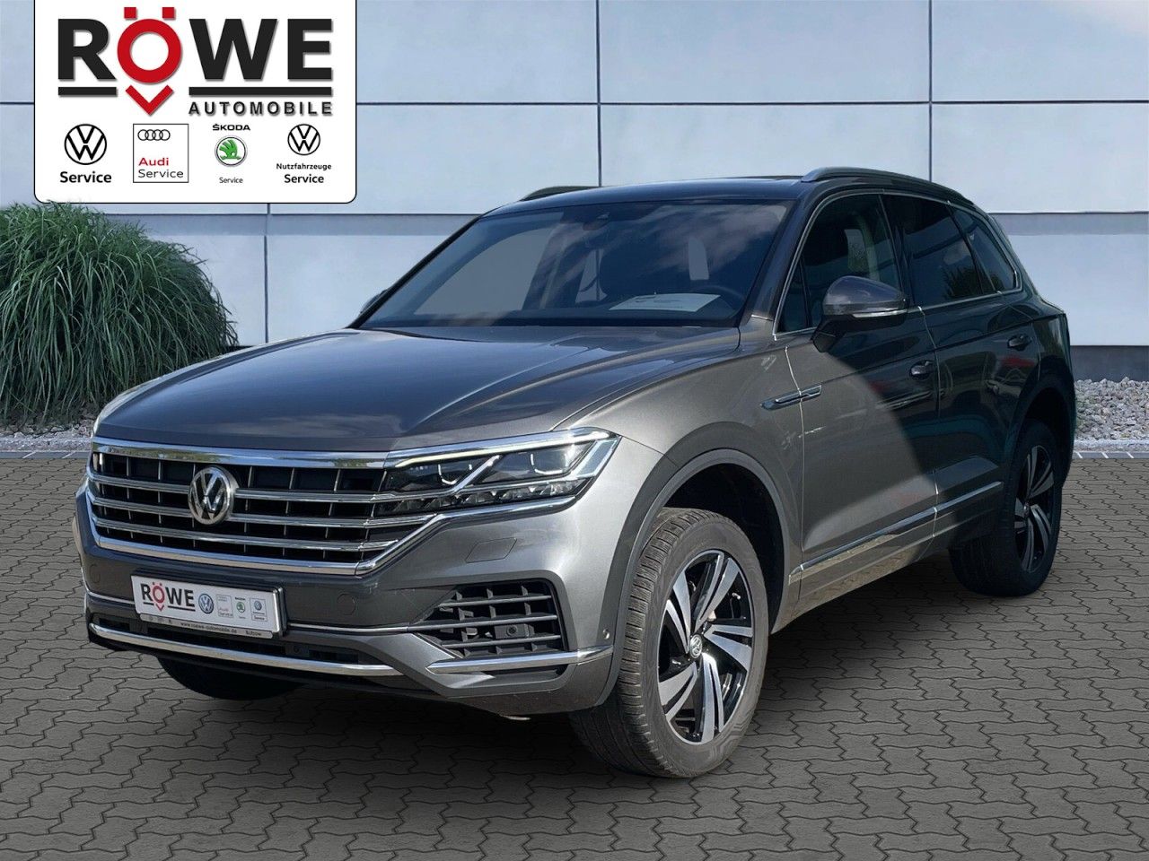 VW Touareg V6 TDI AHK Panodach Luftfederung Klima