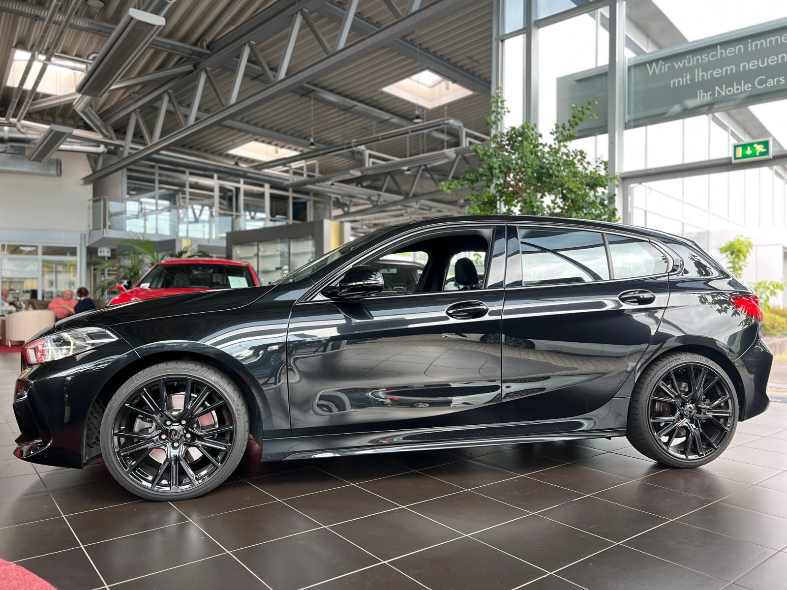 Fahrzeugabbildung BMW 120 i M Sport PDC KLIMA LED NAVI SHZ