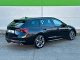 Skoda Octavia Combi RS 245PS NAVI STHZ DCC LM19"AHK - Skoda Octavia Jahreswagen: Kombi, RS