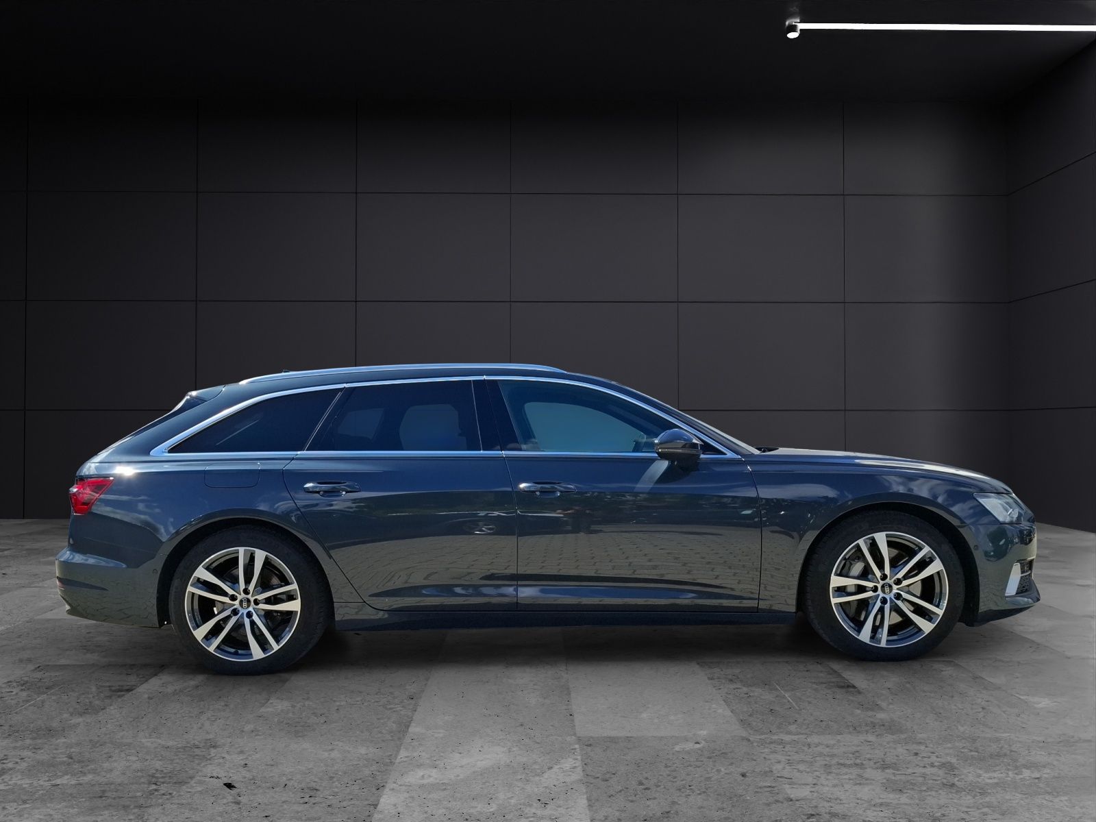 Fahrzeugabbildung Audi A6 Avant 55 TFSI sport quattro STH Matrix Luft A