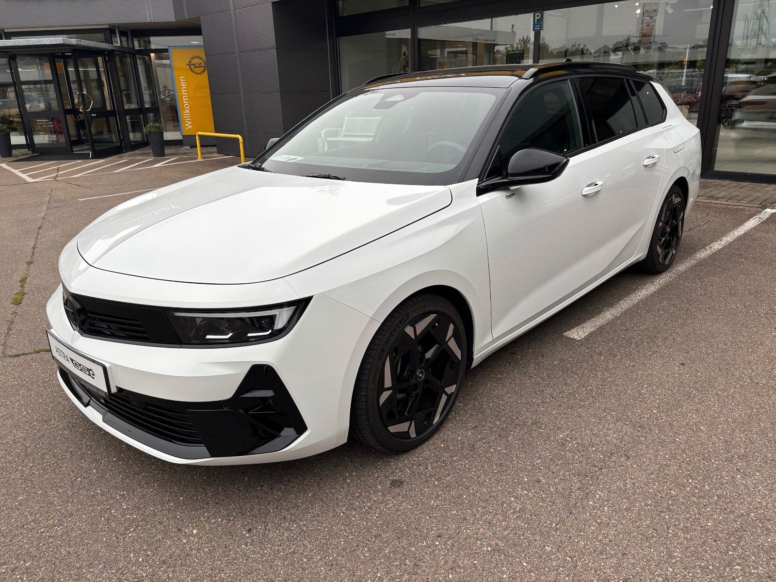 Opel Astra L Sports Tourer GSe Plug-in-Hybrid
