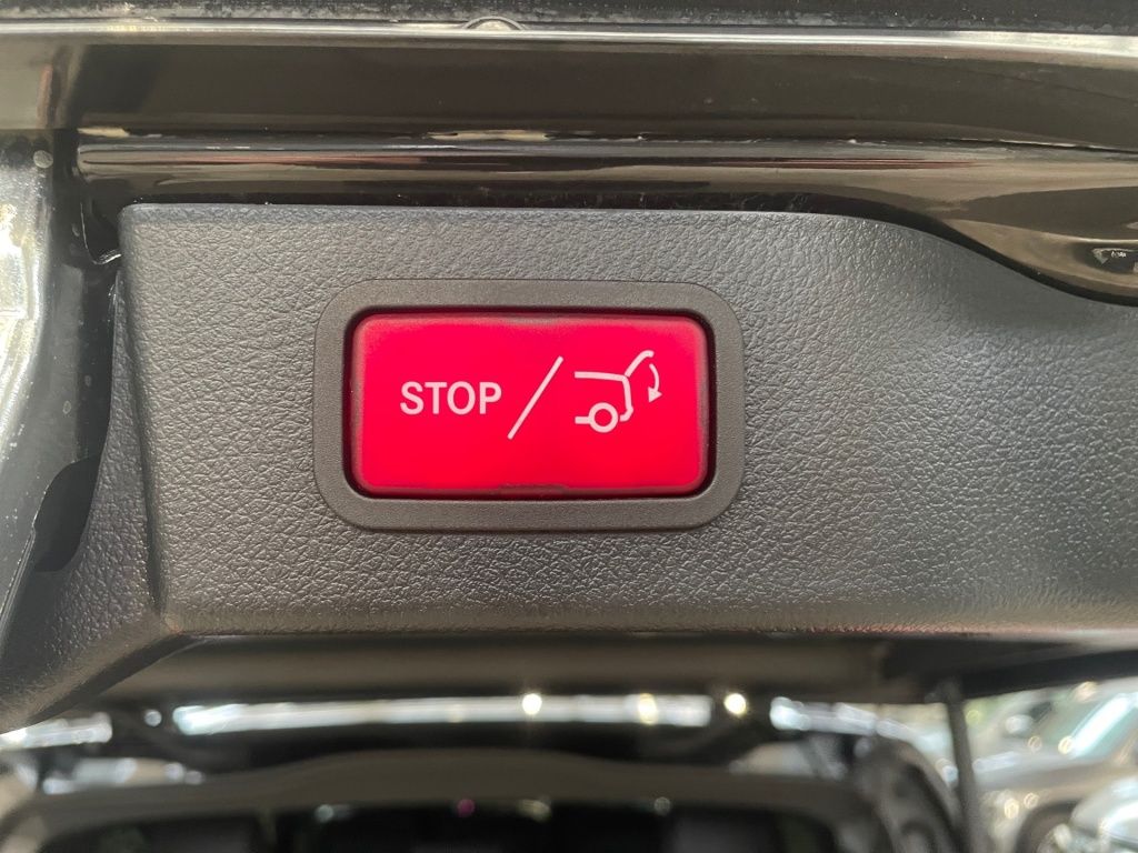 Fahrzeugabbildung Mercedes-Benz V 300 AVG extralang 8 Sitze ele. ST Standhzg