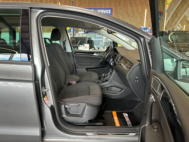 Volkswagen Golf Sportsvan VII *Kamera*Navi*AHK*
