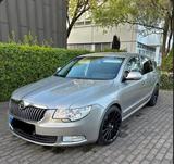 Skoda Superb 1.8 TSI DSG Scheckheft TÜV Neu - gebrauchte Skoda Superb aus dem Jahr 2009