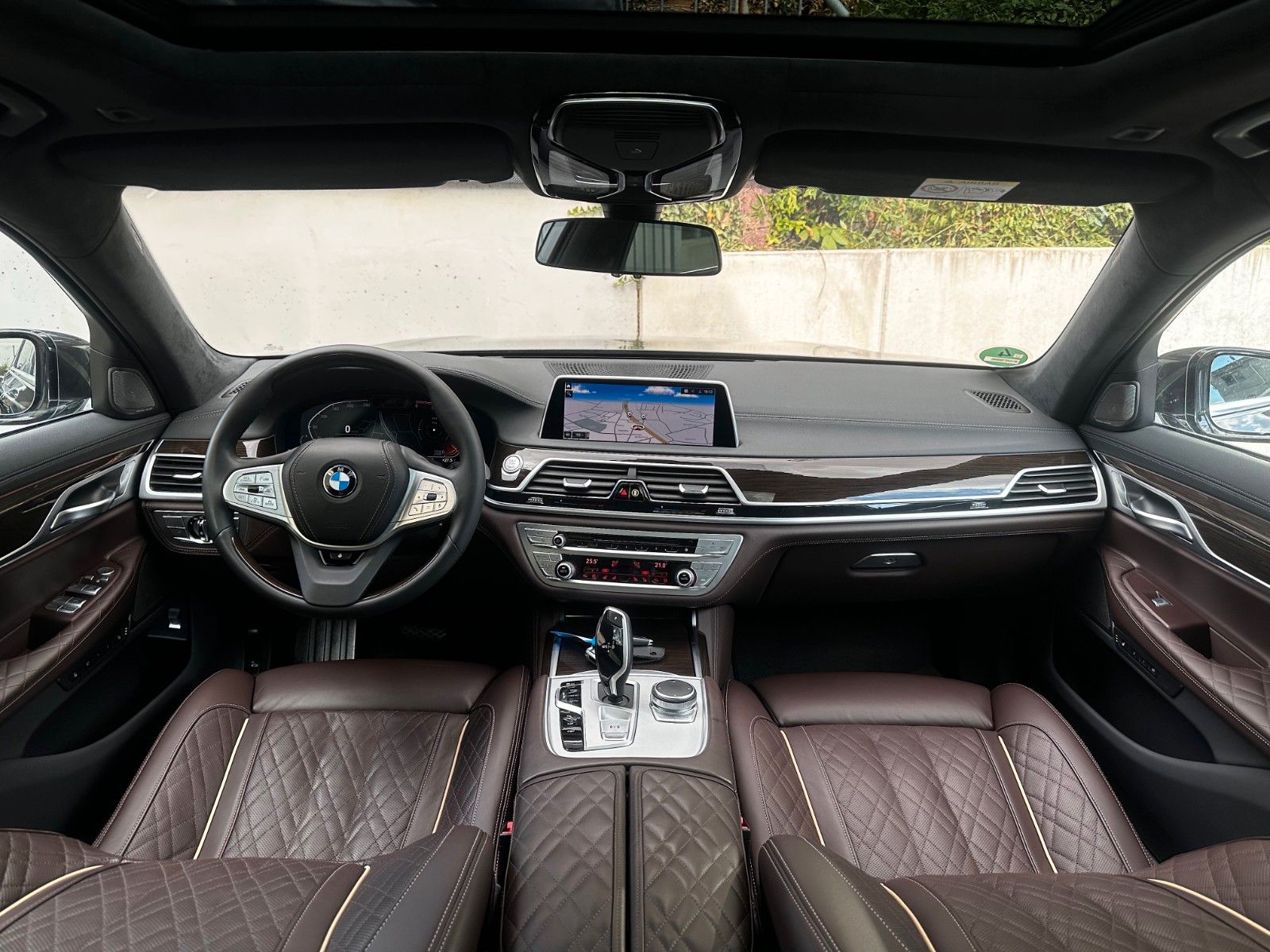 BMW 740Ld xDr PANO 4xMassage StandHz Softcl H&K 360° foto 1