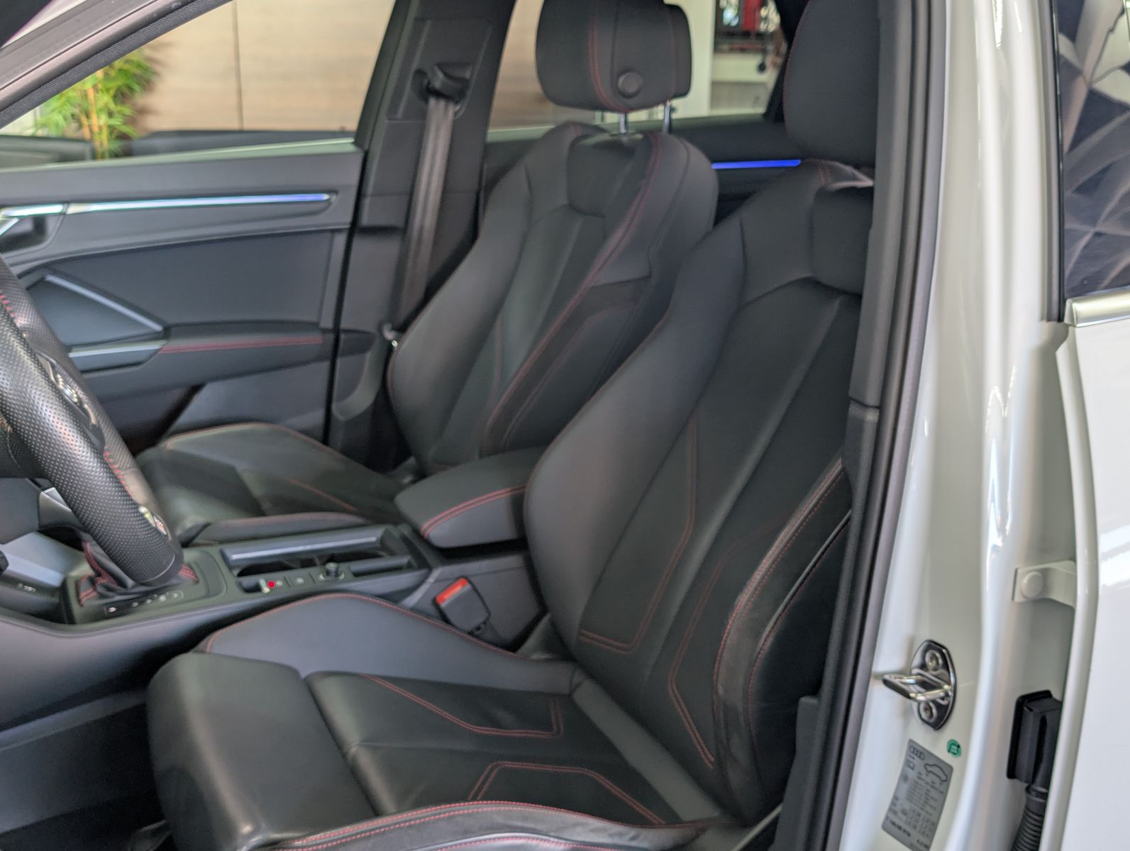 Fahrzeugabbildung Audi Q3 Sportback 40 TDI 3x S line LEDER ACC AHK 360°