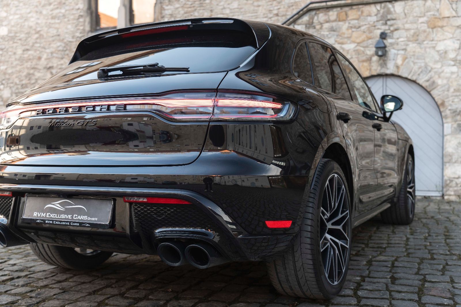 Fahrzeugabbildung Porsche Macan GTS PDLS+ KAM SPORT CHRONO LED PANO LUFT