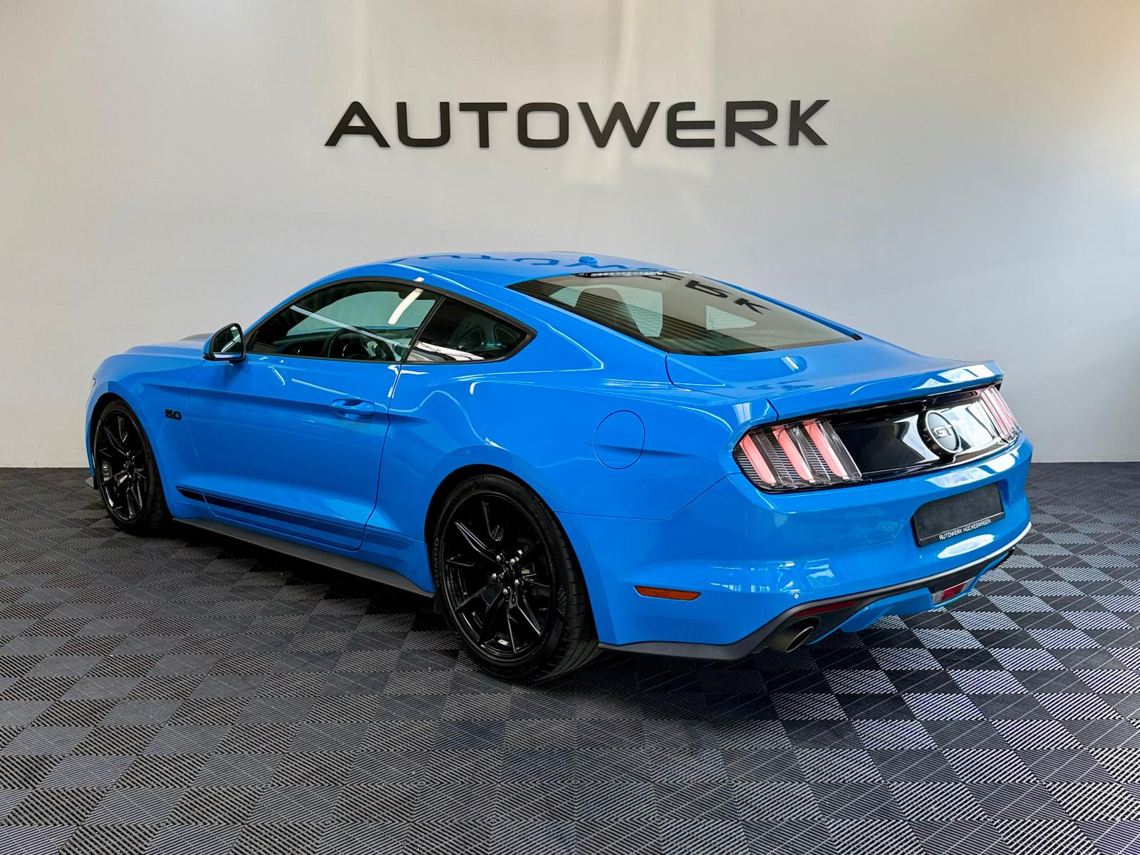 Ford Mustang GT Fastback *Schale*Deutsch*Unfallfrei*