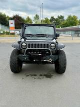 Jeep Wrangler  2.8 CRD Unlimited Sahara Autom.  - Jeep Wrangler in Braunschweig