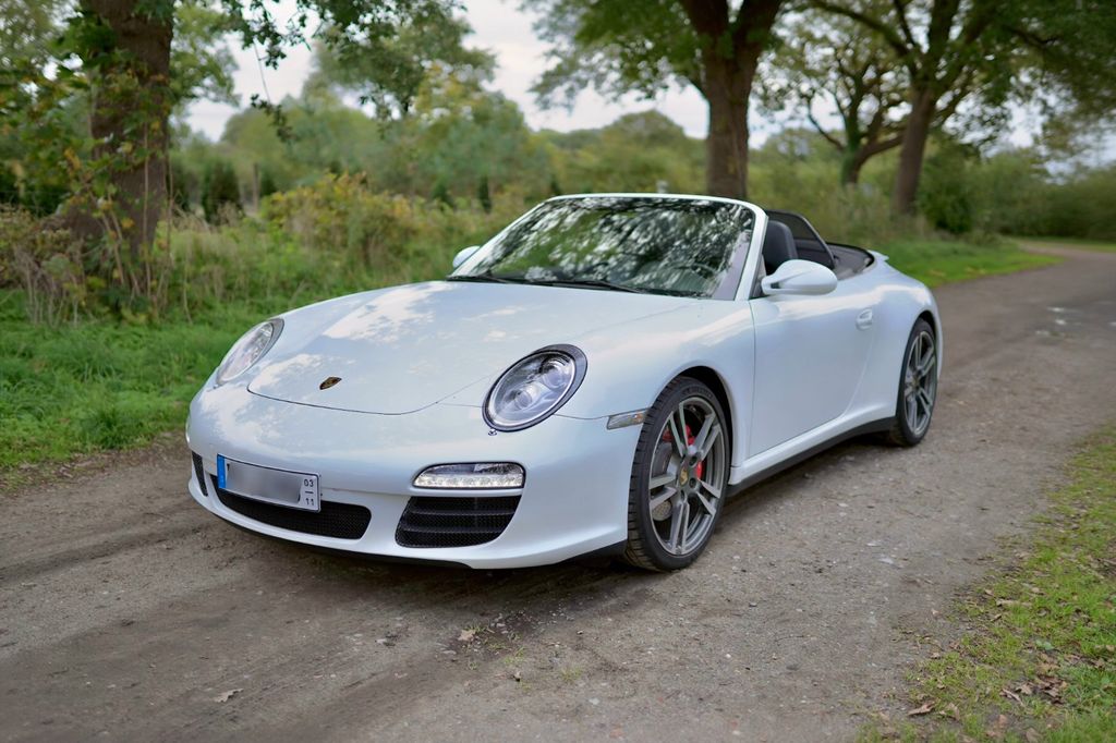 PORSCHE 997 2011
