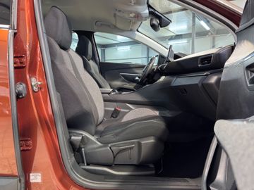 Peugeot 5008 - 9