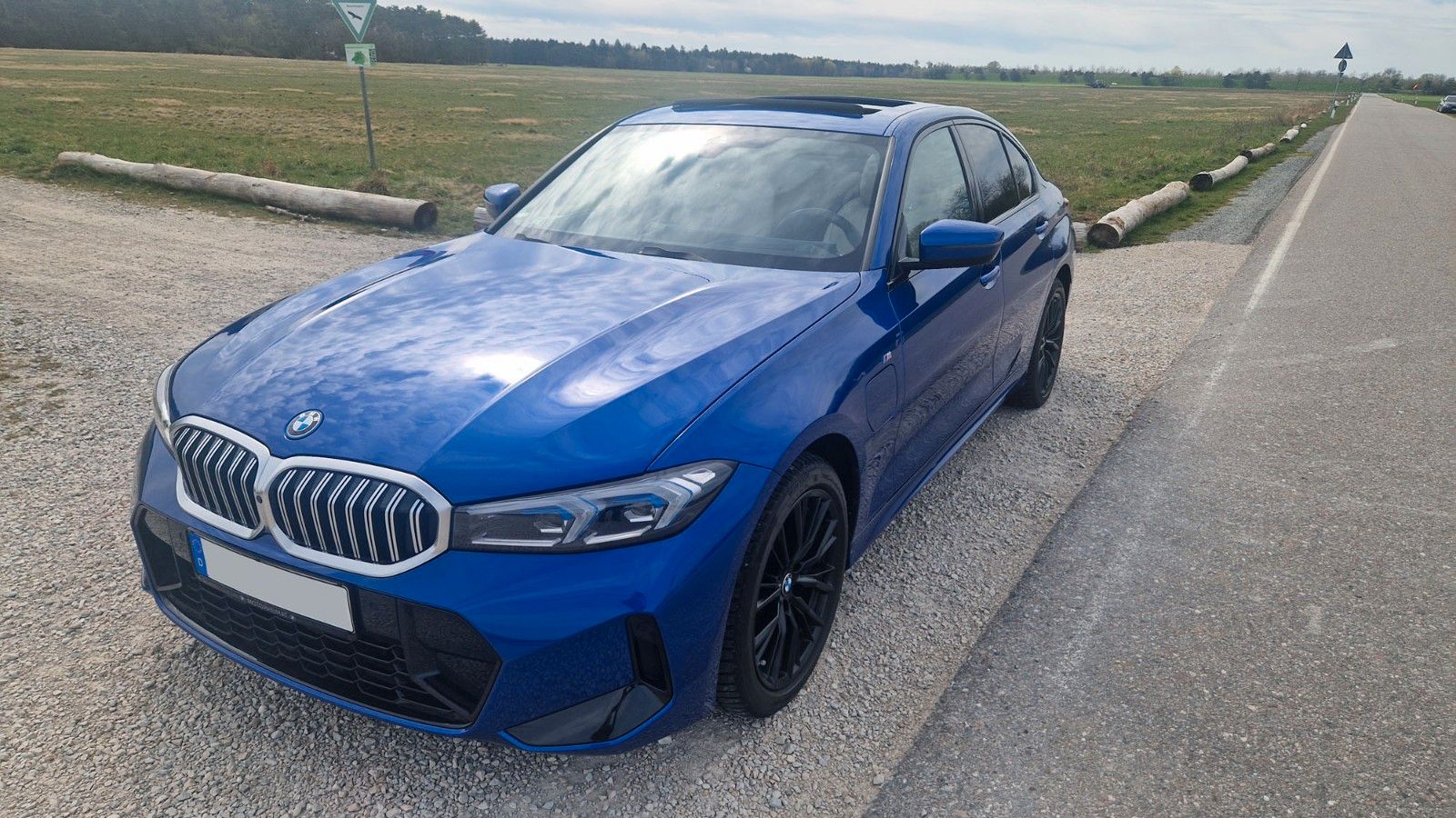 BMW 330e Automatik - lci2 101 km e, 8 Fach 18 Zoll,