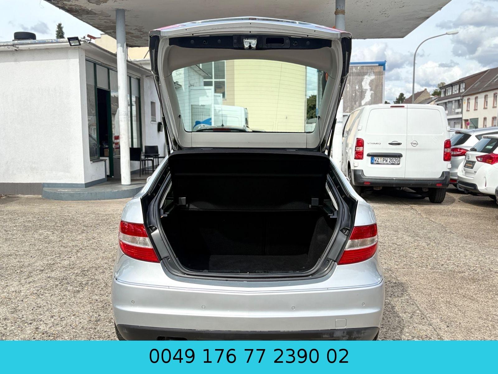 Mercedes-Benz CLC 200 CLC CLC 200 Kompressor*SERVICE NEU*SHZ*