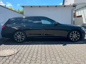 Mercedes E 200 - 7