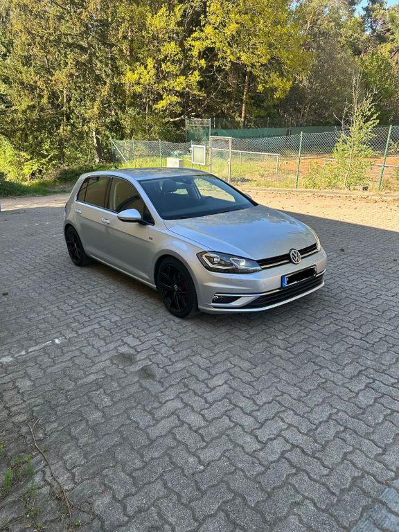 Image of Volkswagen Golf