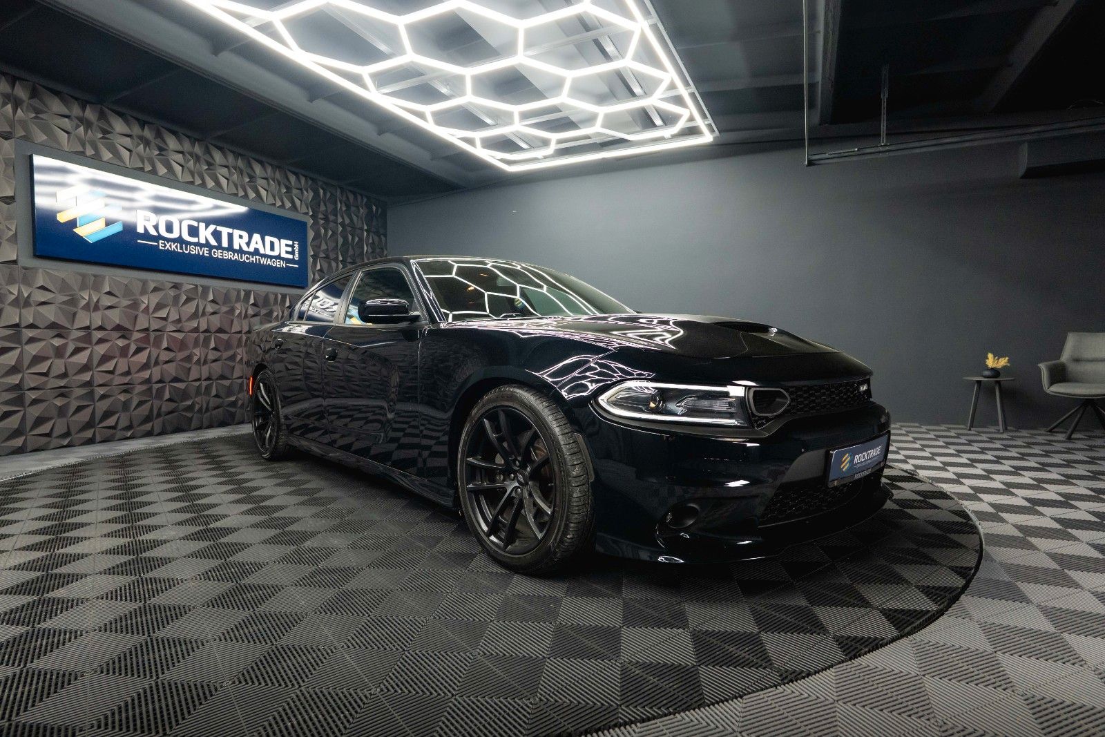 Fahrzeugabbildung Dodge Charger 6.4 V8 SRT 392 SCAT PACK DAYTONA Perform