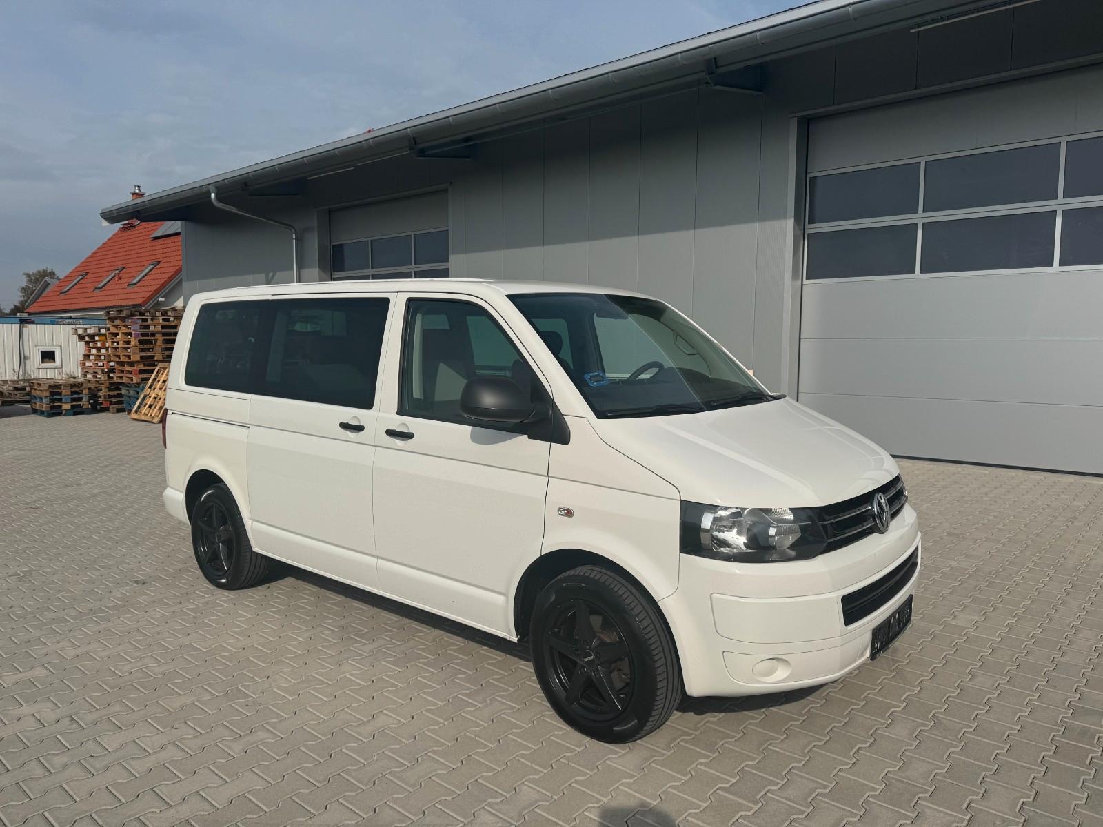 VOLKSWAGEN T5 MULTIVAN STARTLINE 2.0 TDI 140CH - 1ERE MAIN - CHAUFFAGE STATIONNAIRE - CLIMATISATION - BVM - HISTORIQUE ENTRETIEN COMPLET