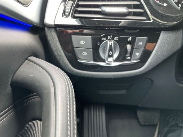 Fahrzeugabbildung BMW 530 i Touring Sport Line Autom. AHK, Leder, Stan