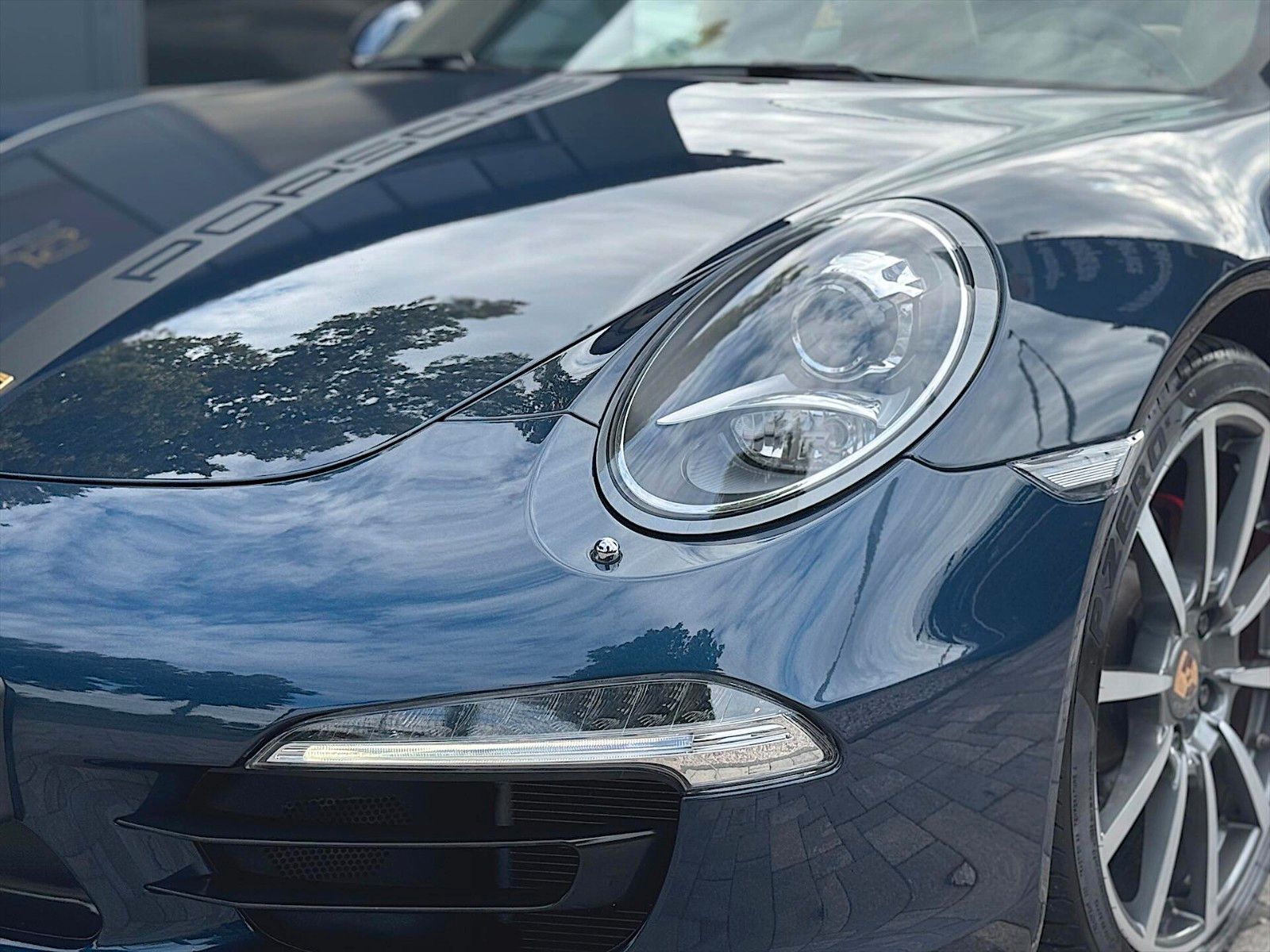 Fahrzeugabbildung Porsche 991 911 Carrera 4 S *111 Punkte*Pano*Sportabgas*