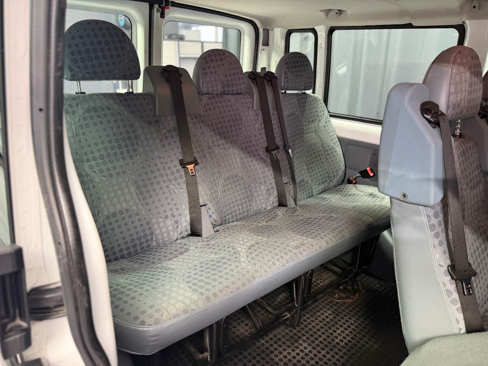 Fahrzeugabbildung Ford Transit Kombi FT 280 K