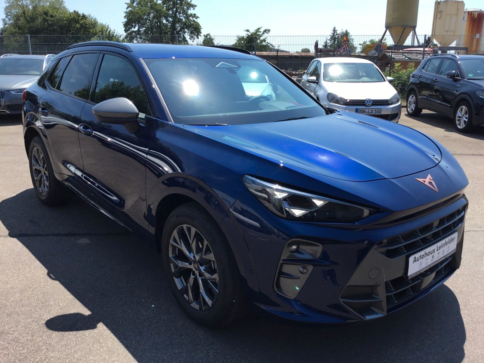 Fahrzeugabbildung CUPRA Terramar 1.5 eTSI DSG+AHK+360°+Headup+ACC