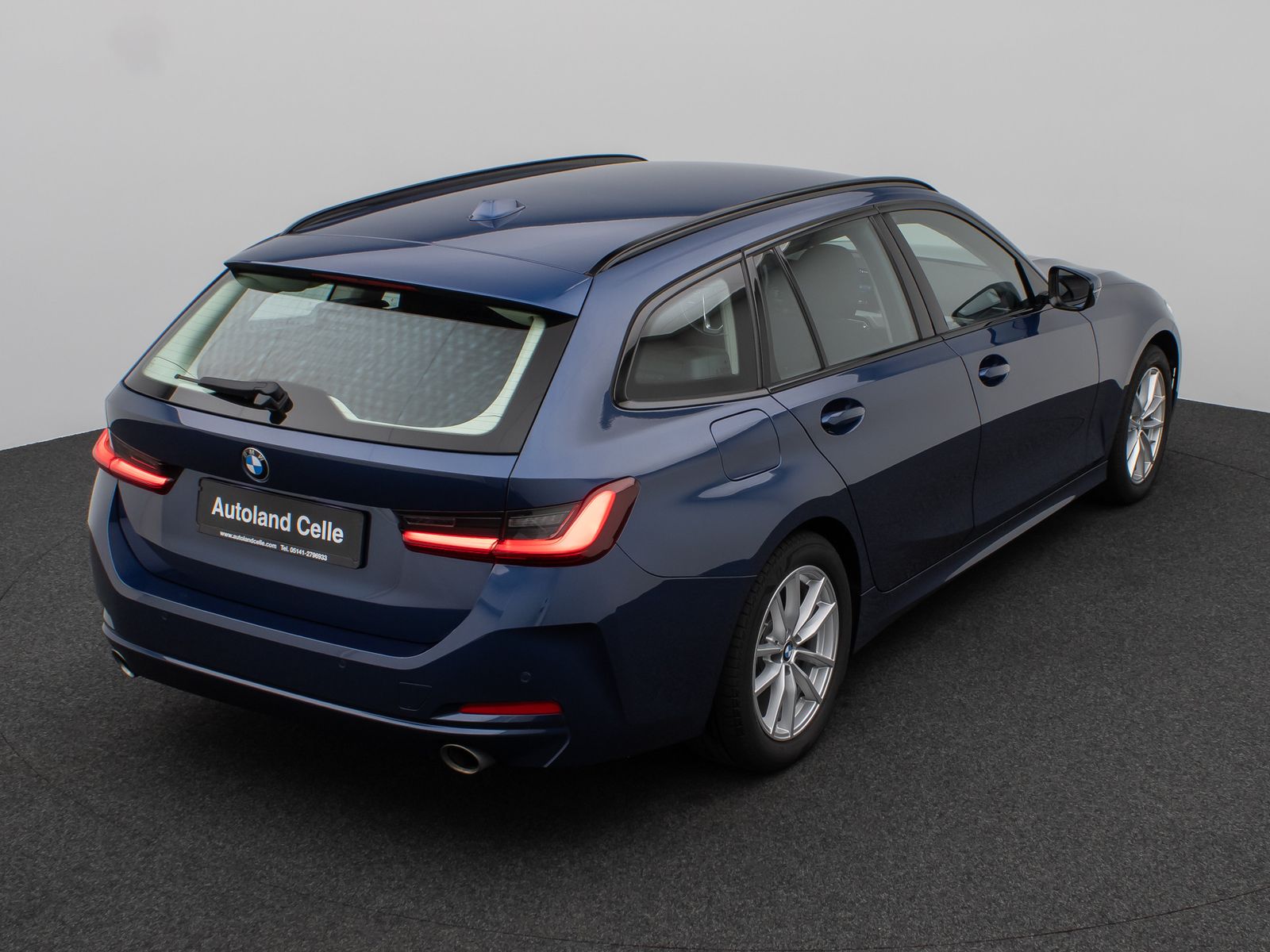 Fahrzeugabbildung BMW 318i DAB CockPit+ Widscreen Geschwindigkeitsreg