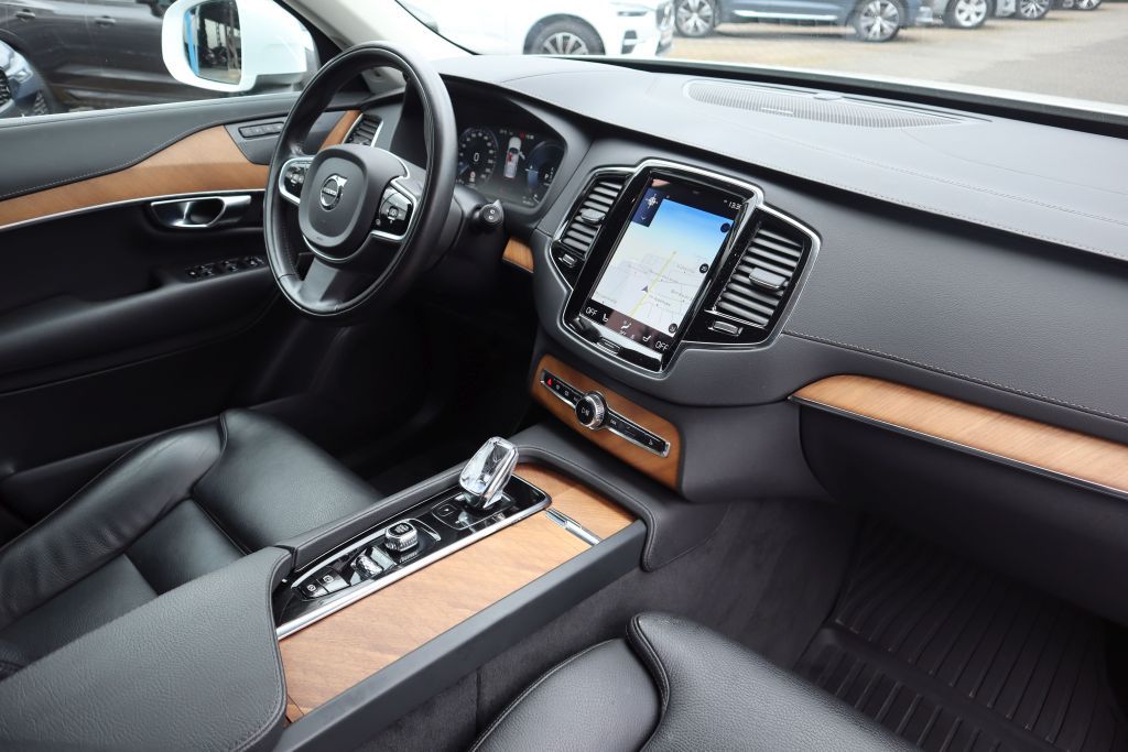 Volvo XC90 T8 AWD Recharge Geartronic Inscription|NAVI foto 13