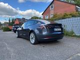 Tesla Model 3 Allradantrieb mit Dualmotor Long Ran... - Tesla Gebrauchtwagen in Hamburg