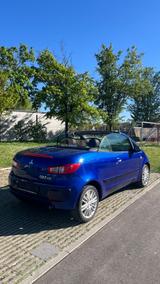 Mitsubishi Colt CZC Cabrio mit Stahldach und frisch Tüv - blaue Mitsubishi Colt